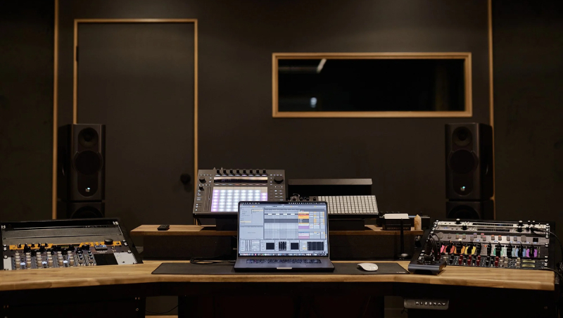 Tìm phòng thu âm ở Quận 3: Gợi ý địa điểm chất lượng – giá hợp lý Phòng thu âm quận 3